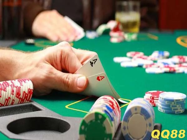 HUD trong poker là gì?